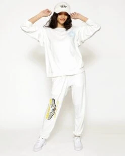 BOYS LIE X Spread Your Wings Terry Sweatpants -Boys Lie 4O7A2650 0090e95c 1077 4d58 b8f1 7a06c239734f