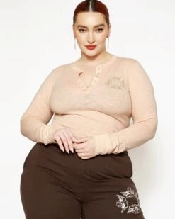 BOYS LIE X Eyes Wide Shut Crop Henley -Boys Lie 4O7A3271bcopy