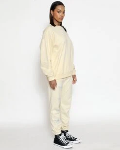 BOYS LIE X Deserted Sweatpants -Boys Lie 4O7A8243bcopy 670fb47d 5784 48d0 9c24 2cc2fa5963d5