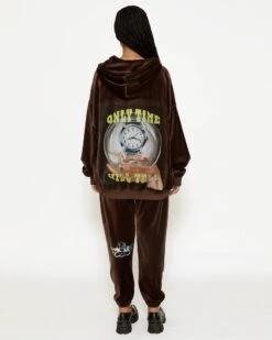 BOYS LIE X Time Will Tell Velour Hoodie -Boys Lie 4O7A9165rcopy 5e5c2174 fbce 4971 a8d2 75f13fbcf5b8