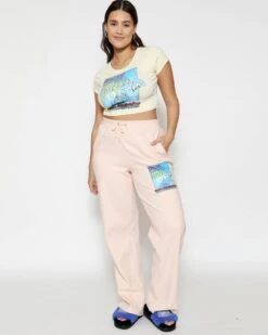 BOYS LIE X World Tour Sweatpants -Boys Lie 4O7A9618 4145e171 7029 44ad 8e4f 710febfbafdc